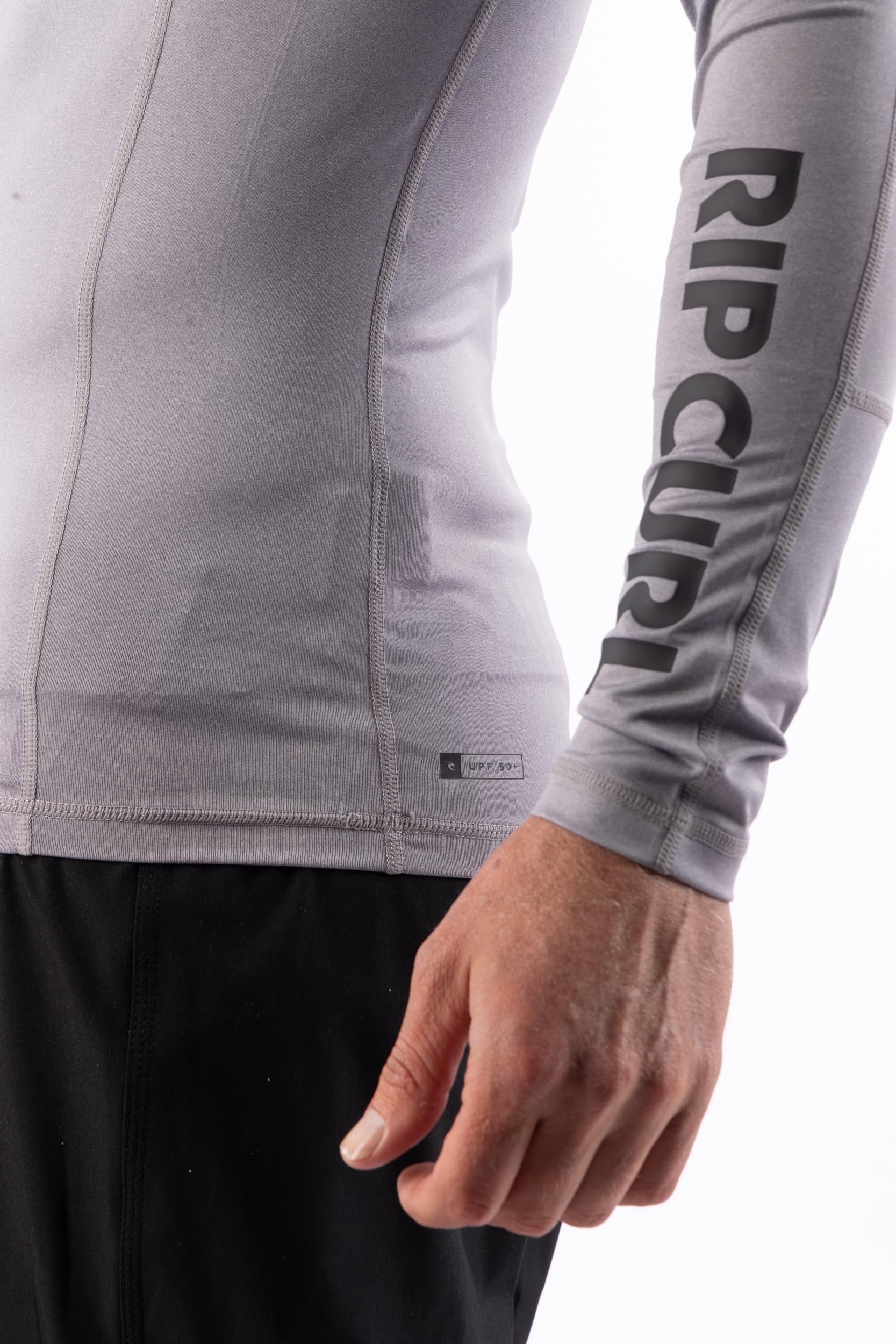 Rip Curl Men's Long Sleeve Rashguard - UPF 50+ Sun Protection Surf Shirt, Loose Fit Rash Vest - Image 3