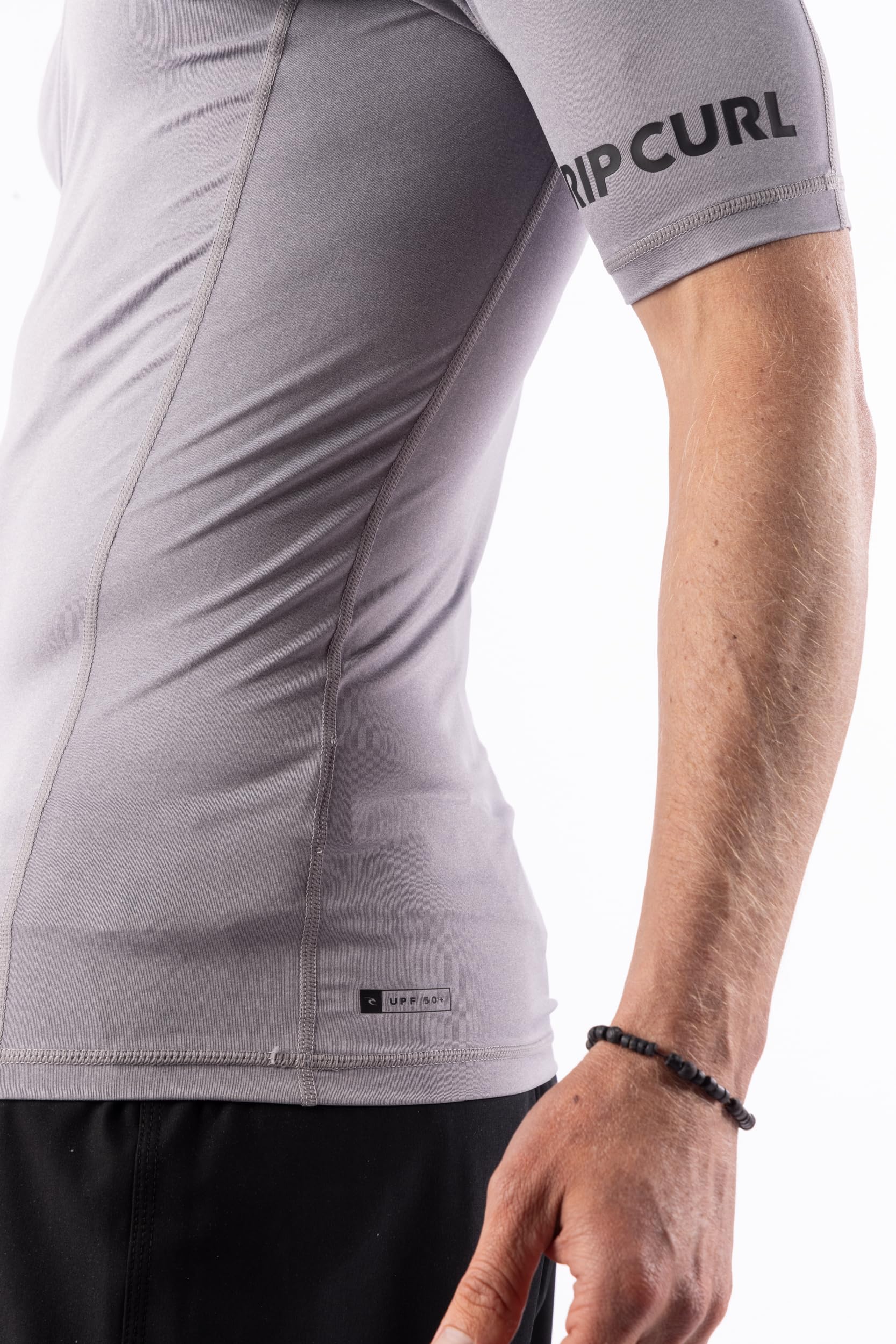 Rip Curl Men's Standard Short Sleeve Rashguard-UPF 50+ Sun Protection Surf Shirt, Tight Fit Rash Vest - Image 4
