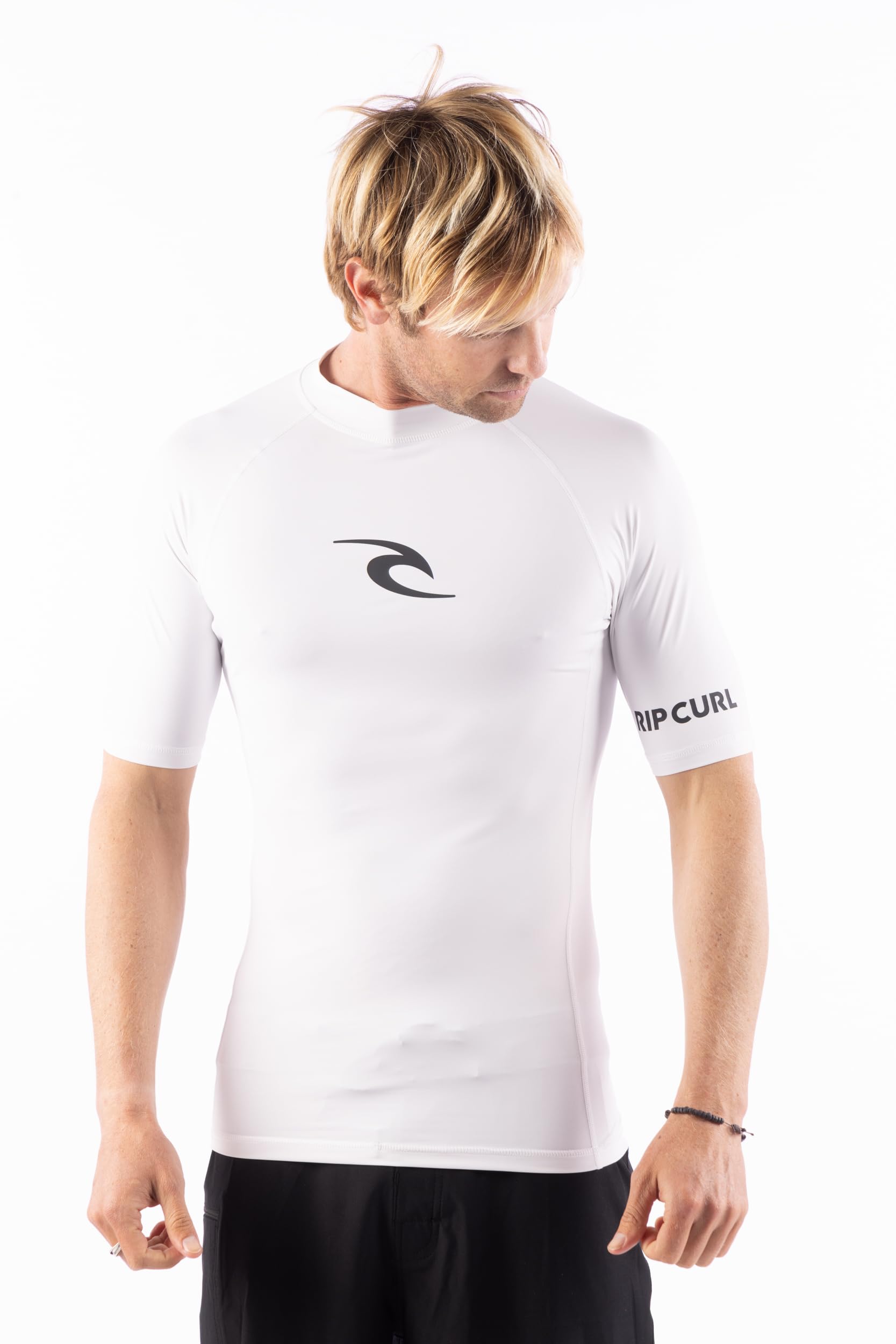 Rip Curl Men's Standard Short Sleeve Rashguard-UPF 50+ Sun Protection Surf Shirt, Tight Fit Rash Vest - Image 2