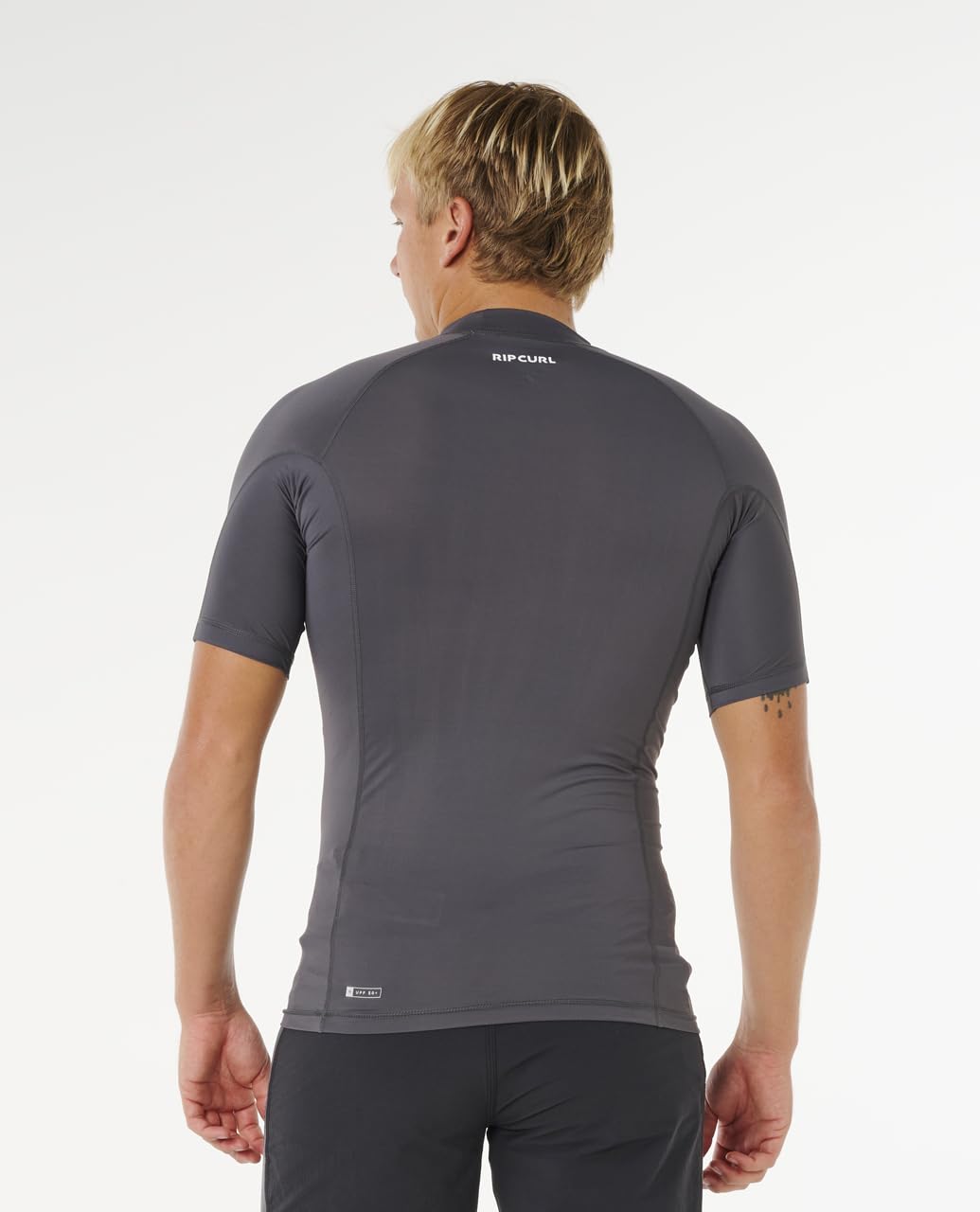 Rip Curl Men's Waves UPF 50 Performance Short Sleeve Rashguard - Image 3